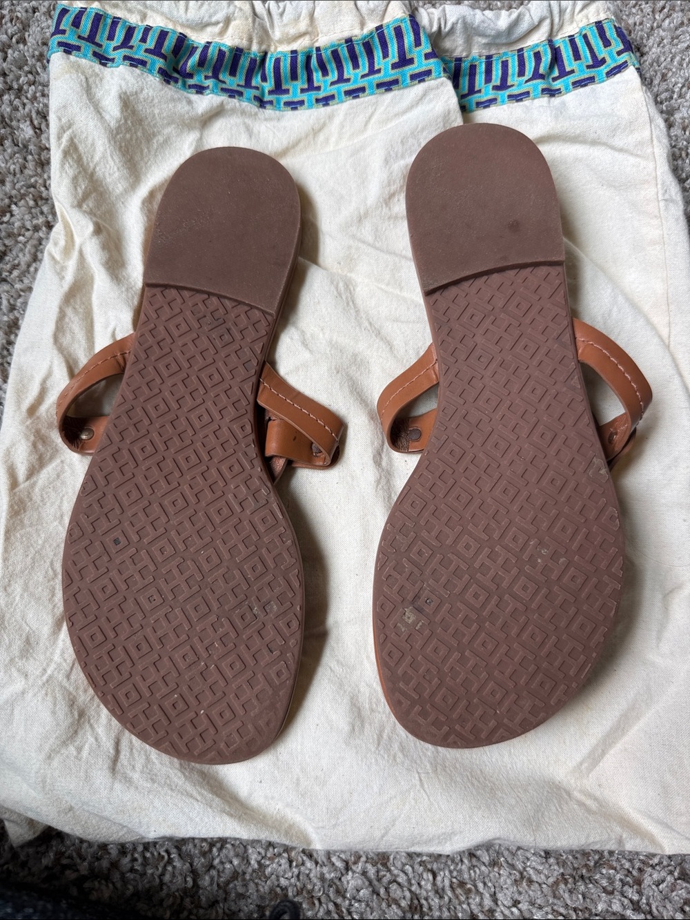 Tory Burch Brown Leather Logo Thong Sandals - Picture 6 of 6
